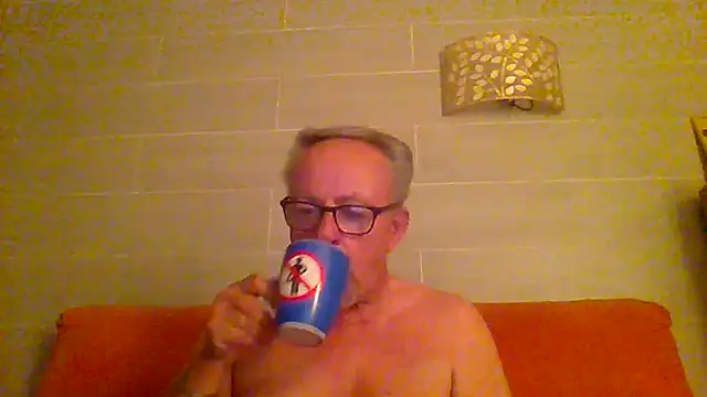 tuggy59 online show from 05/31/26, 03:45
