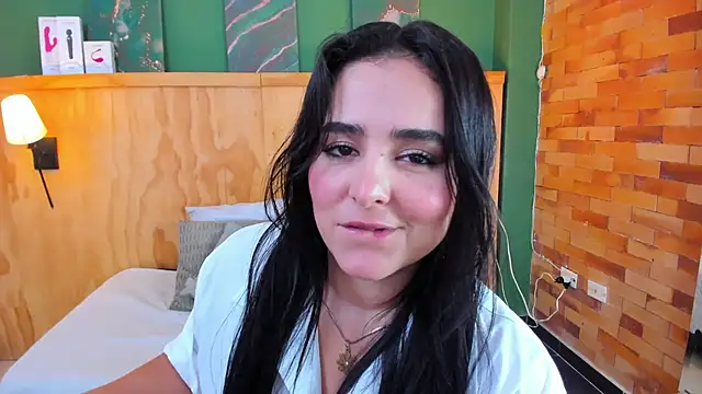 Snapshot of taylor_bennet chatting on 03/18/25, 03:22 taylor bennet online show from 03/18/25, 03:22