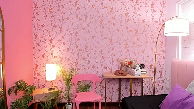 Snapshot of taylor_bennet chatting on 09/25/25, 05:24 taylor bennet online show from 09/25/25, 05:24