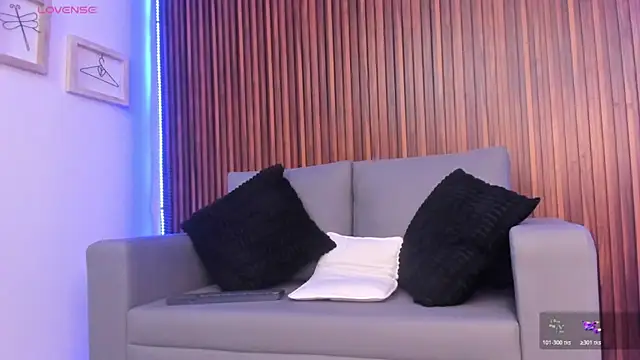 Snapshot of Alex_cute77 chatting on 02/08/26, 11:52 Alex cute77 online show from 02/08/26, 11:52