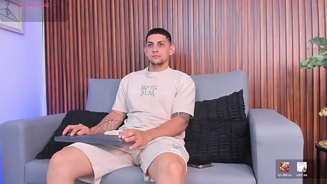 Snapshot of Alex_cute77 chatting on 03/03/26, 11:50 Alex cute77 online show from 03/03/26, 11:50