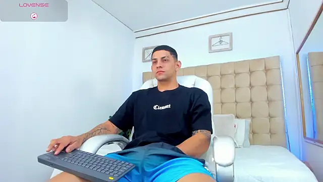 Alex cute77 online show from 09/30/25, 12:00