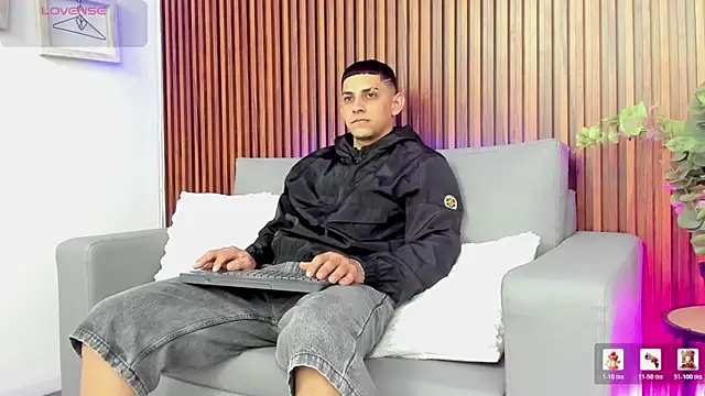 Alex cute77 online show from 05/19/26, 12:12