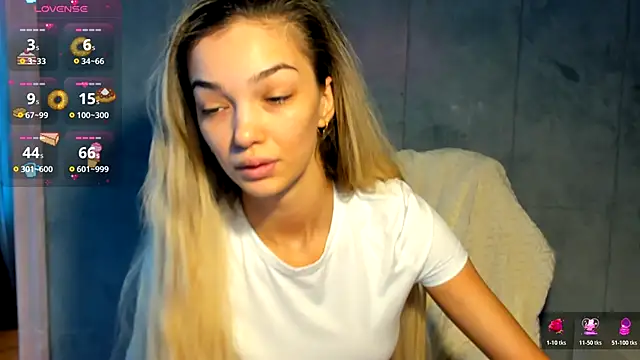 Sassy Teen online show from 10/29/25, 08:35