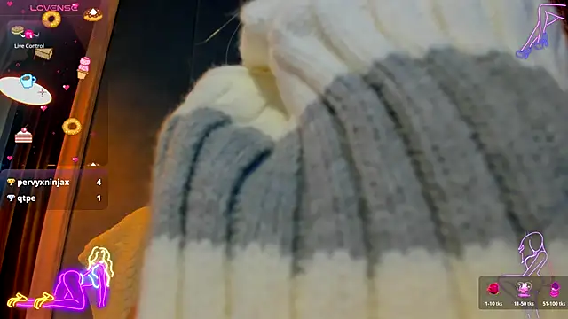 Sassy Teen online show from 11/18/25, 10:18