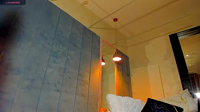 Sassy Teen online show from 11/29/25, 08:25