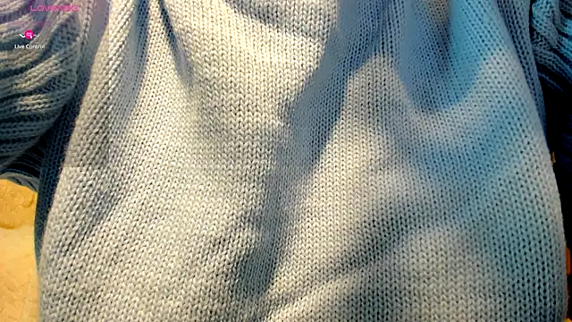 Sassy Teen online show from 10/27/25, 09:32