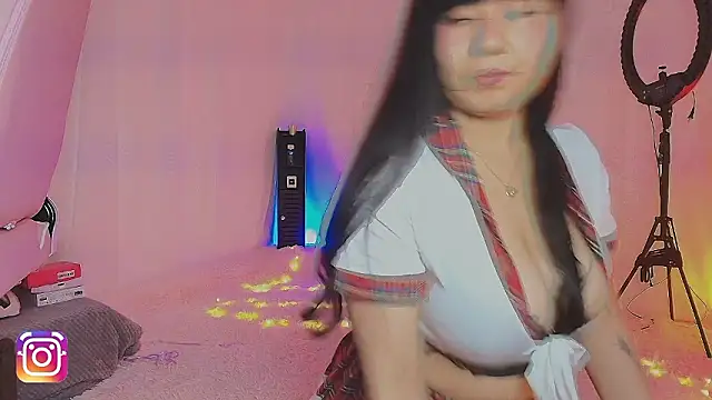 lili taylor online show from 02/15/26, 04:06