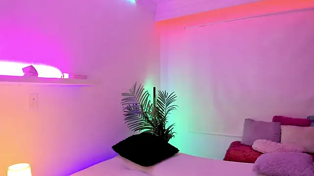 Gloomydoll online show from 11/25/25, 07:47