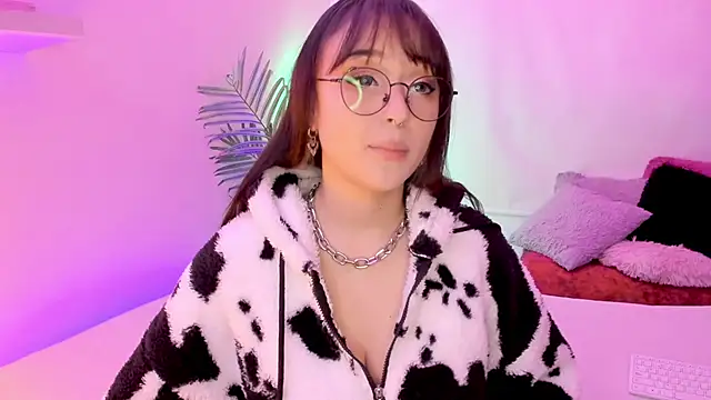 Gloomydoll online show from 11/27/25, 07:36