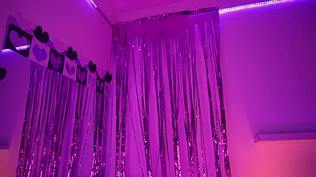 Gloomydoll online show from 03/25/26, 06:51