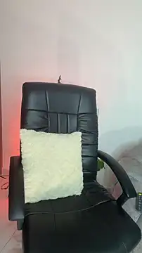 LindseyMoss online show from 04/07/26, 05:20