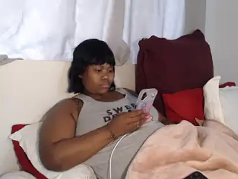 Real1SweetQueen online show from 10/27/25, 08:37