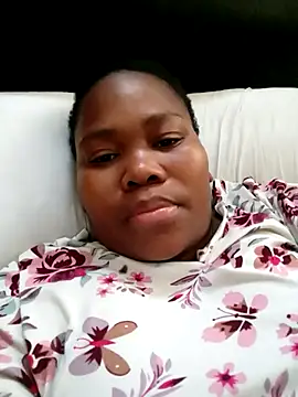 Real1SweetQueen online show from 11/04/25, 03:32