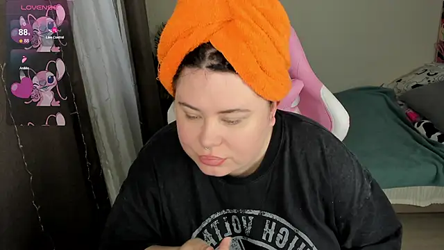 Akemi BBW online show from 12/05/25, 04:55