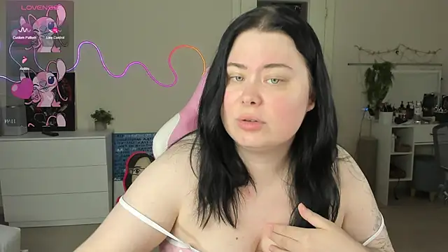 Snapshot of Akemi_BBW chatting on 07/16/26, 08:44 Akemi BBW online show from 07/16/26, 08:44