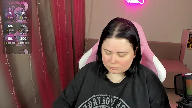 Akemi BBW online show from 04/03/26, 07:48