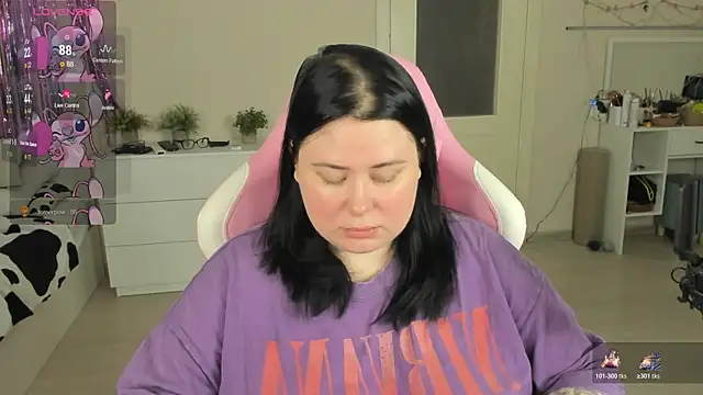 Akemi BBW online show from 05/26/26, 09:40