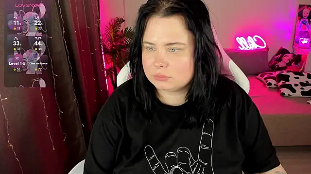 Akemi BBW online show from 11/17/25, 05:50