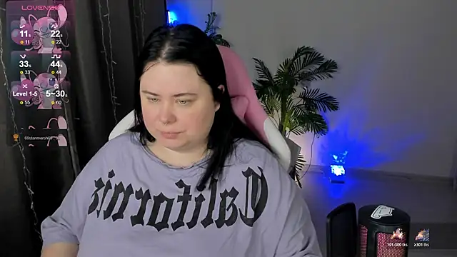 Akemi BBW online show from 12/18/25, 04:39