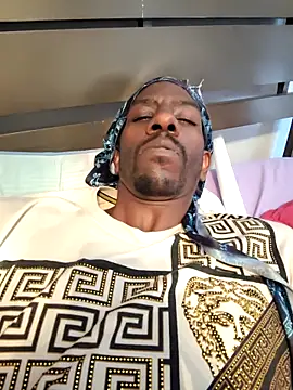 icyMike43 online show from 04/25/26, 04:59