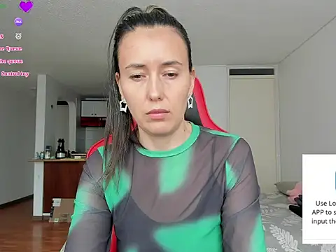 zoe jeane beker online show from 05/21/26, 09:12
