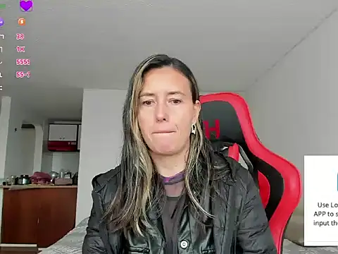zoe jeane beker online show from 05/12/26, 07:53