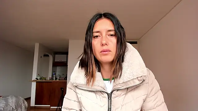 zoe jeane beker online show from 02/27/25, 09:14