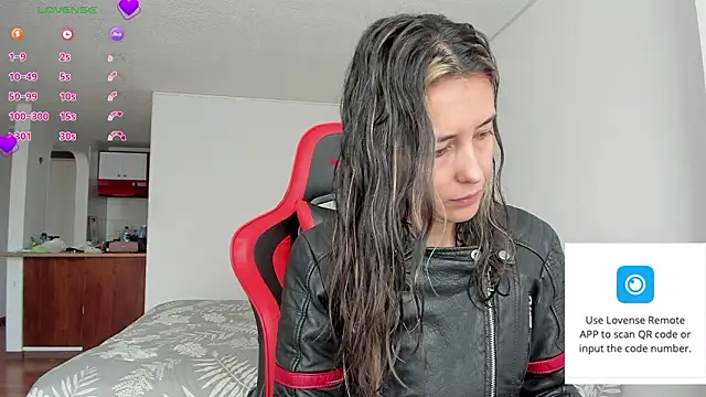 zoe jeane beker online show from 03/10/26, 07:40