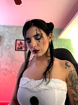 CristalCerati online show from 10/11/25, 06:20