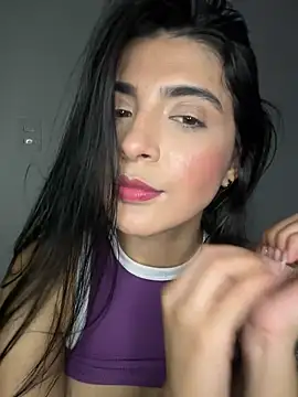 CristalCerati online show from 01/14/25, 11:05