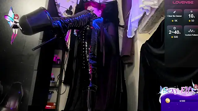 Snapshot of astarrot chatting on 01/25/25, 04:13 astarrot online show from 01/25/25, 04:13