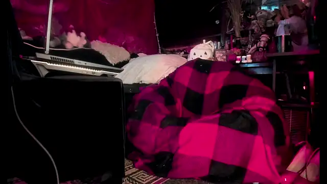 astarrot online show from 11/06/25, 07:51