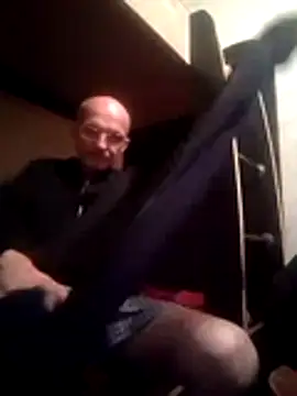 oksana722 online show from 11/30/25, 09:15