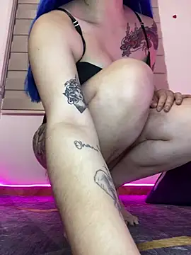 Snapshot of kaoticblue_ chatting on 02/27/25, 12:57 kaoticblue online show from 02/27/25, 12:57