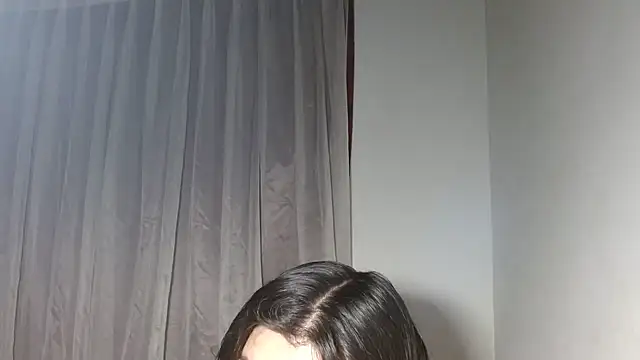 zoe adhara online show from 09/28/25, 08:10