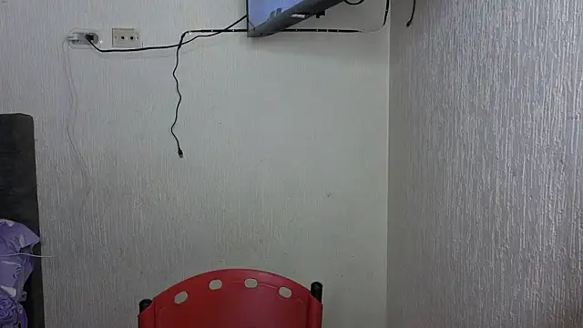 zoe adhara online show from 04/21/26, 01:07