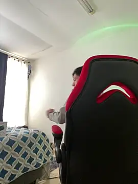 DereckCooperr online show from 02/27/25, 05:37