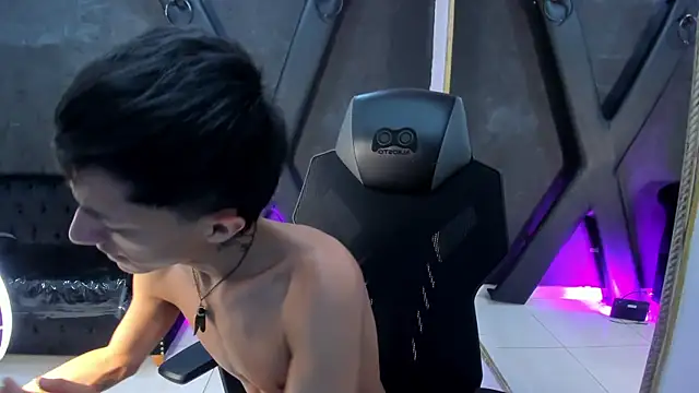 DereckCooperr online show from 11/10/25, 10:26