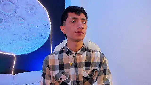 DereckCooperr online show from 10/05/25, 08:54