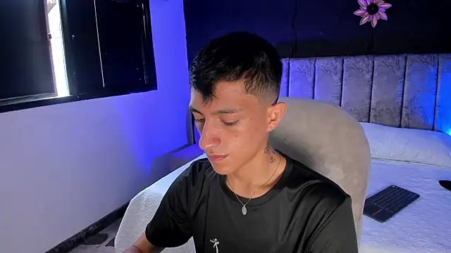 DereckCooperr online show from 03/31/26, 08:22