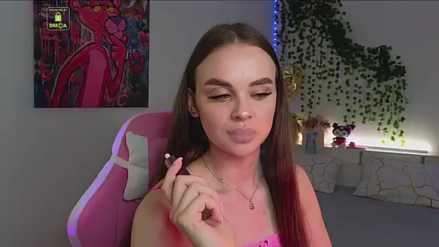 KristenSayles online show from 09/13/25, 06:19