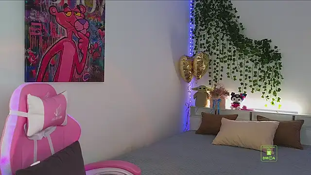 KristenSayles online show from 09/14/25, 06:30