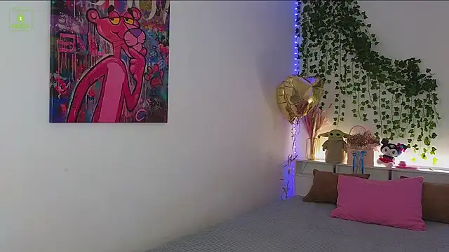 KristenSayles online show from 09/16/25, 06:20