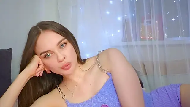 KristenSayles online show from 02/14/25, 07:23