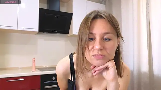 Snapshot of VictoriaGoddesss chatting on 10/01/25, 09:03 VictoriaGoddesss online show from 10/01/25, 09:03