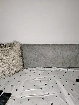 bebygirl143s online show from 11/29/25, 08:31