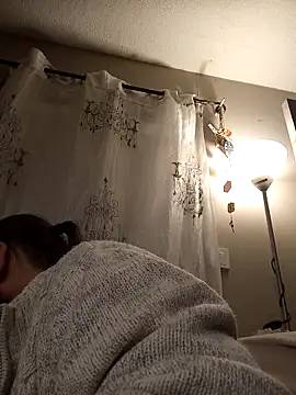 Snapshot of teekoine1 chatting on 10/27/25, 09:49 teekoine1 online show from 10/27/25, 09:49