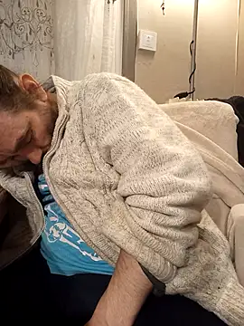 Snapshot of teekoine1 chatting on 11/21/25, 04:00 teekoine1 online show from 11/21/25, 04:00