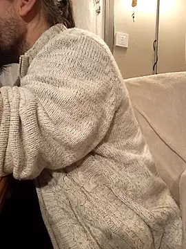 Snapshot of teekoine1 chatting on 11/12/25, 12:48 teekoine1 online show from 11/12/25, 12:48